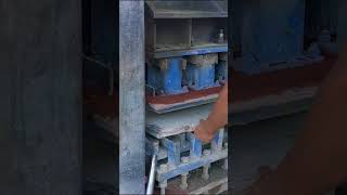 How to Make Cement Bricks #bricksmaking #bricksmachine #bricksmakingmachine #cementbricks #bricks