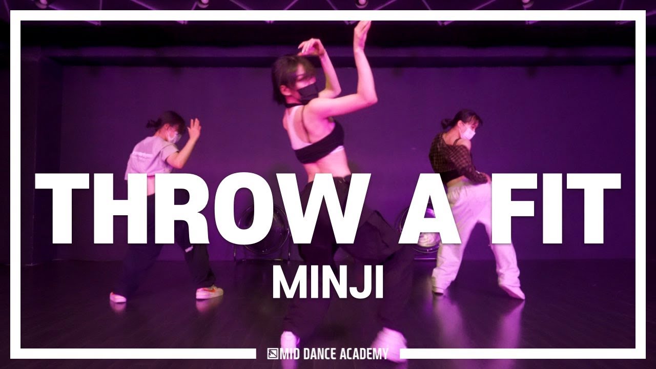 MINJI ChoreographyㅣTinashe Throw A FitㅣMID DANCE STUDIO YouTube