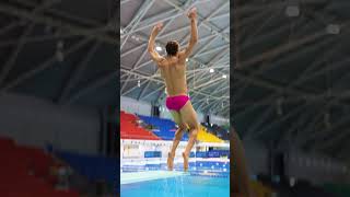Sam Fricker diving