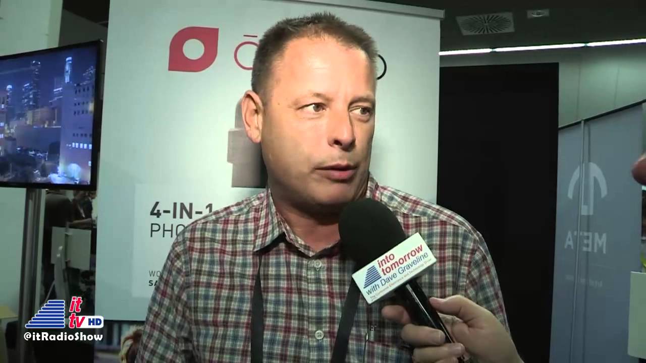 itunes login IFA 2014: olloclip