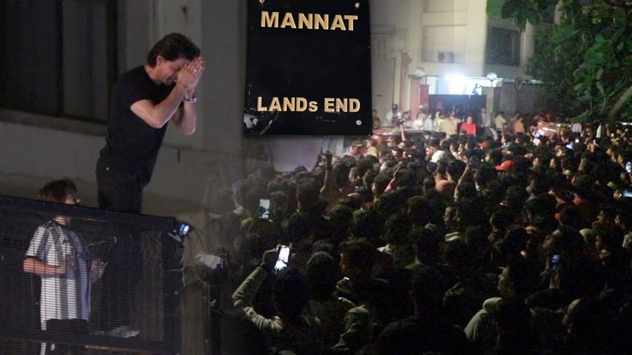 Shah Rukh Khan Greets Fans Outside Mannat On His Birthday | SRK ...