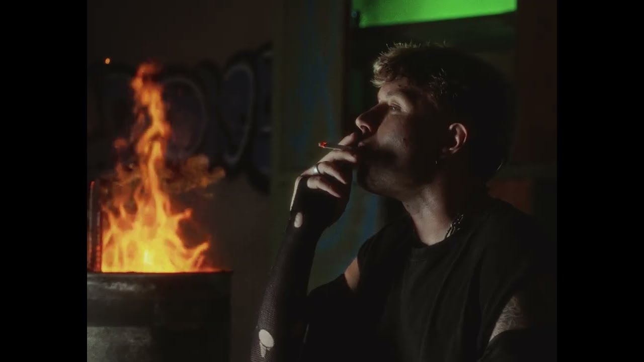 Watch Wenzo - INTRO: GIOVANE CORVO RISORTO (Official video) on YouTube Watch Wenzo - INTRO: GIOVANE CORVO RISORTO (Official video) on YouTube