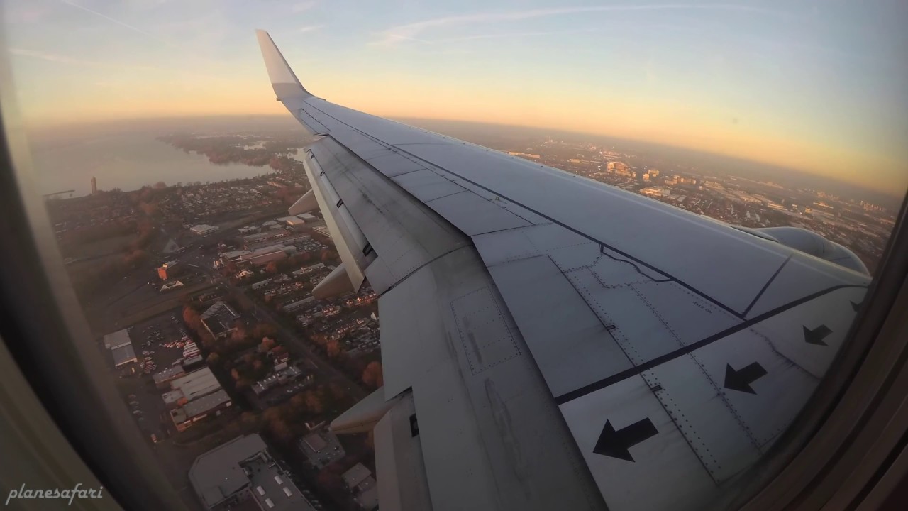 Boeing 737-800 - flying KLM's retro bird from Vienna to Amsterdam in 4K