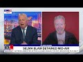Metallica's frontman applauded for shunning political rants at his concerts