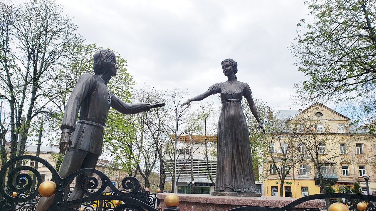 Поездка из Киева во Львов с комментариями об Украине и России. 04/2023. Американец в Украине