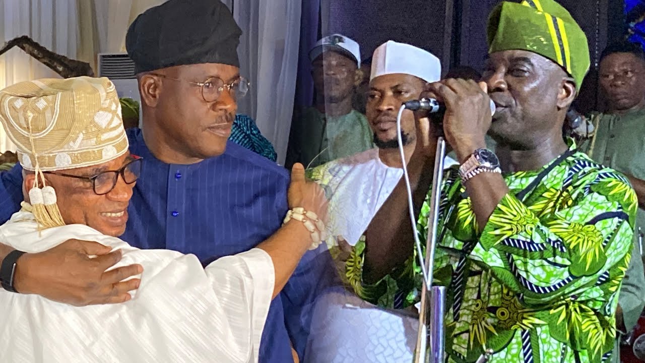 Watch How K1 De Ultimate Honored Senator Musliu Obanikoro on Stage at the Burial Party