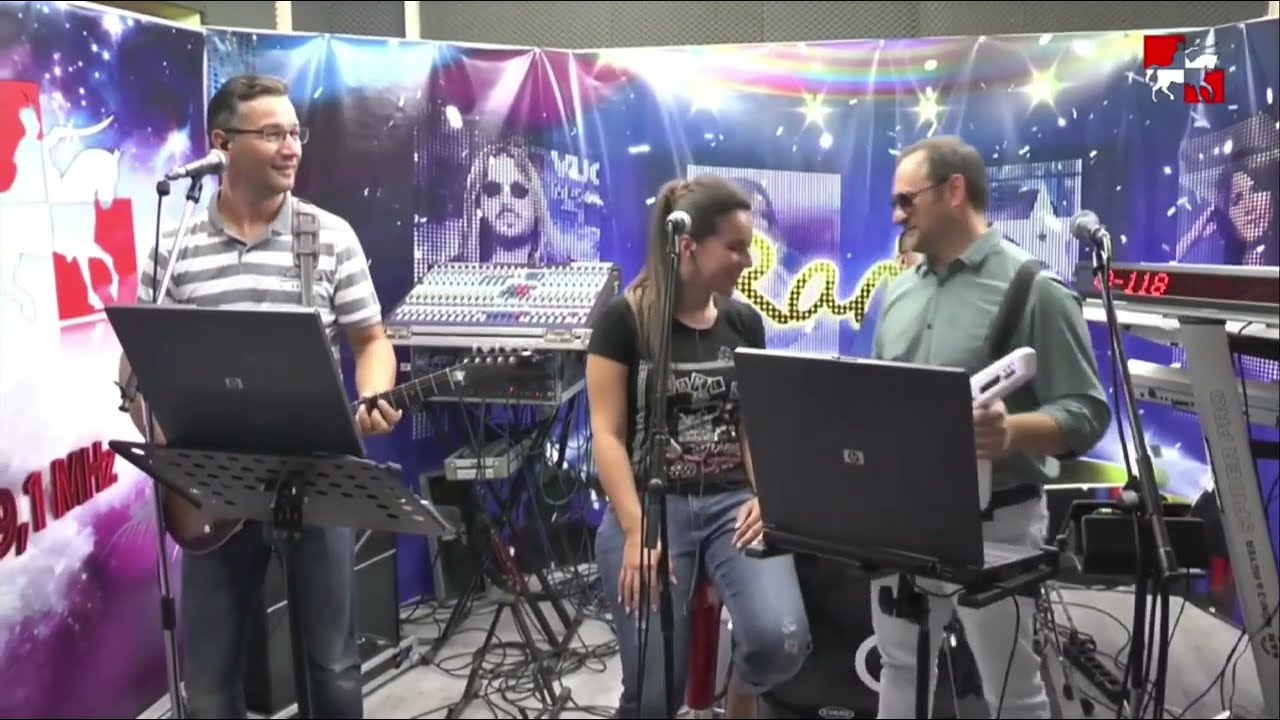 Grupa Meteori - Rekla nana da mi daš, Čuješ seko, Drmeš, Kolo (RTB Uživo)