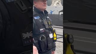 PaDP Officer From MET Wearing Banned Gang Badge PaDP Officer From MET Wearing Banned Gang Badge