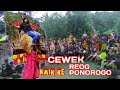 VIRAL 🔥 WANITA NAIK KE KEPALA REOG PONOROGO @jejesumberwins