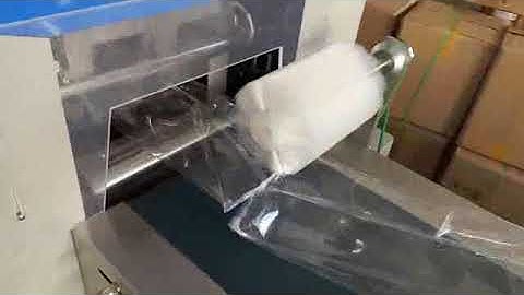 green vegetable flow wrapping machine