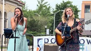 LIVE MUSIC TONIGHT, 8/19 - Metuchen Town Plaza in NJ! Stop by if you’re local!