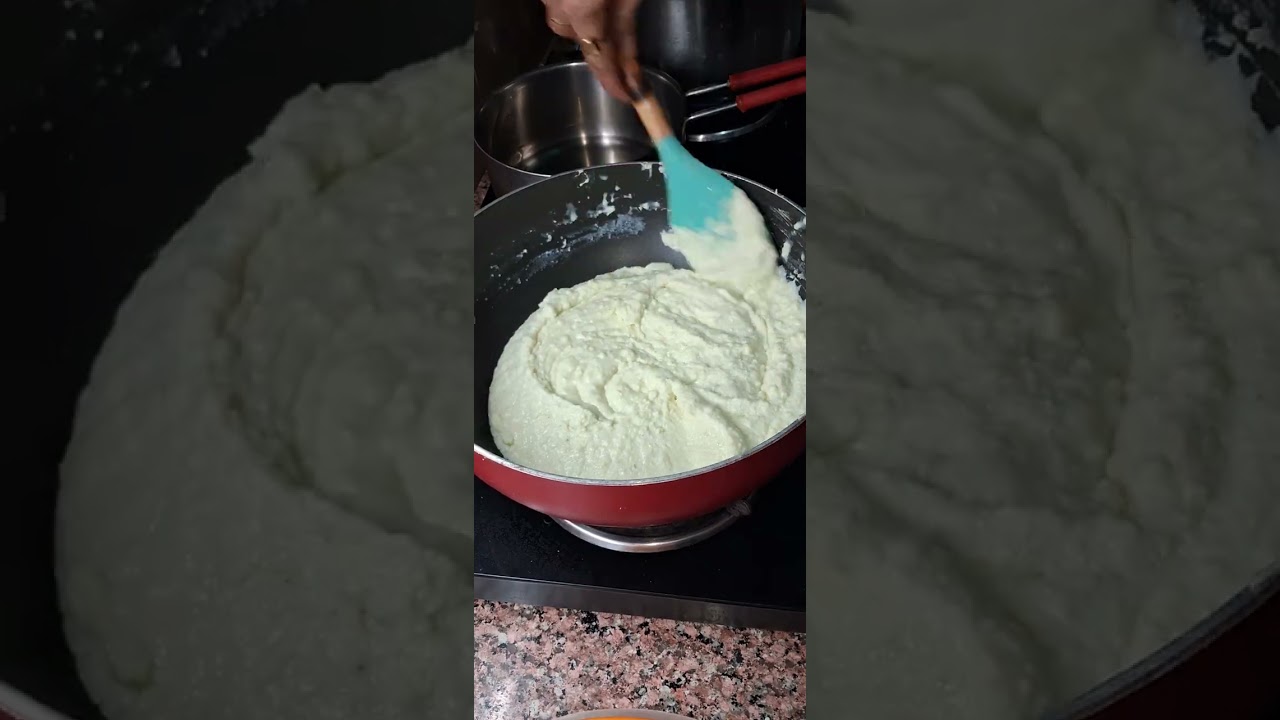 बाजार में मिलने वाली र 900 रुपए किलो मिठाई को घर पर 100 रुपए किलो में ही तैयार कर लिया