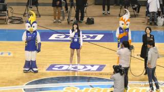 [4K] 20150218 여자친구(GFRIEND) 삼성썬더스 홈경기 시투및 공연 - 01.애국가 제창(유주)