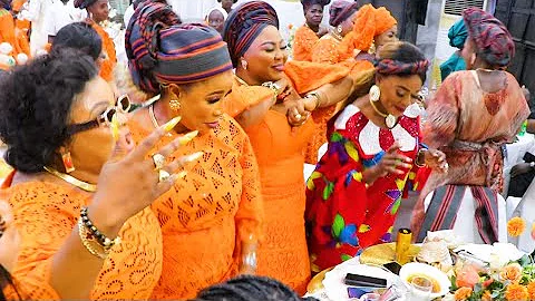 Bimbo Thomas, Dayo Amusa, Kemi Korede, And Segun Ogunbe's Second Wife Dance To Ks1 Malaika's Tunes