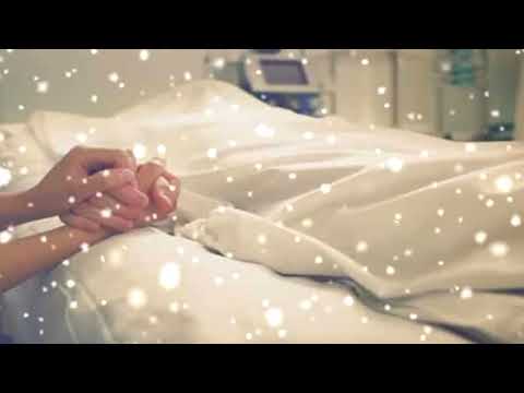 فضلت أمى تداوى قلبى ٠٠٠ من أسى الايام وذله فضلت أمى ساعة جنبى ٠٠ بس تسوى العمر كله