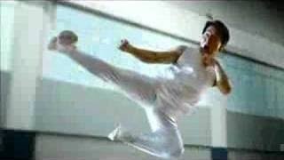 Yao Ming and Jackie Chan - Visa funny commercial!