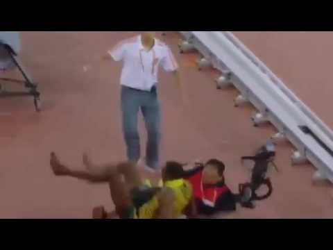 Видео: Usain Bolt vs Cameraman