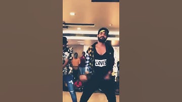 Dheeme dheeme #tonykakkar #dheemedheeme #karansinghnirwan #livedance