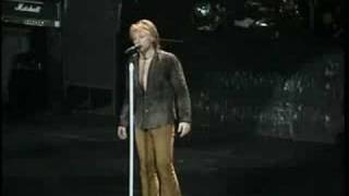 Download Lagu Bon Jovi - Right Side of Wrong (Live) MP3