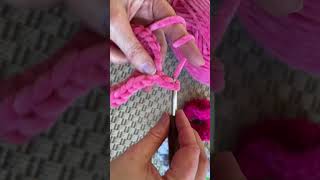 How to crochet scrunchies. Easy crochet pattern for beginners