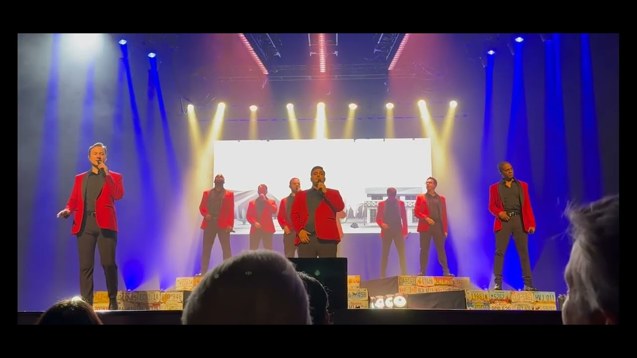 Straight No Chaser - Holiday Road - Richmond, KY - 10/26/2025 -  Friends in Low Places