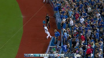 TB@TOR: Encarnacion makes a catch in foul territory