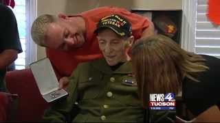 McSally presents medal to 93 year-old WWII veteran