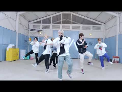Boxer Stray Kıds - Dance practice mirror
