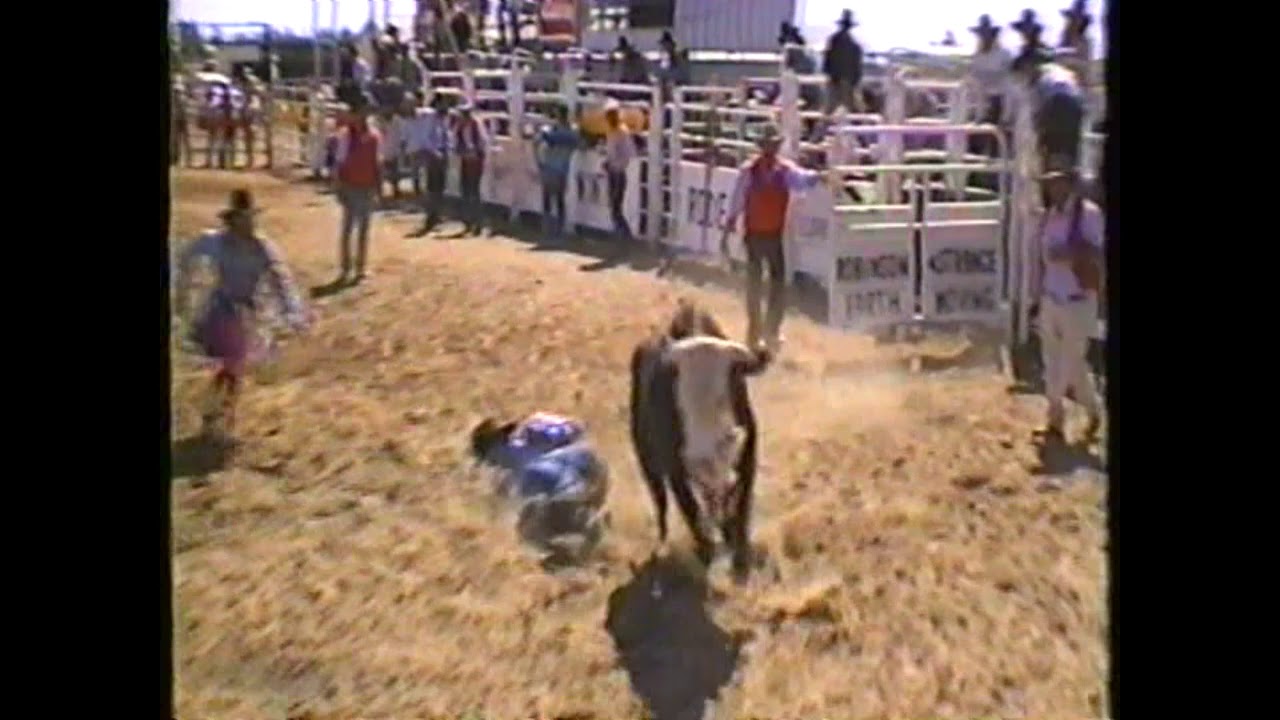 Winton Rodeo Winton Rodeo Novice Steer Ride 1994 - YouTube