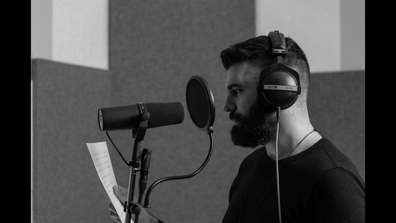 Συνέντευξη με τον τραγουδιστή Μανώλη Παπαδόπουλο των Dreambleed