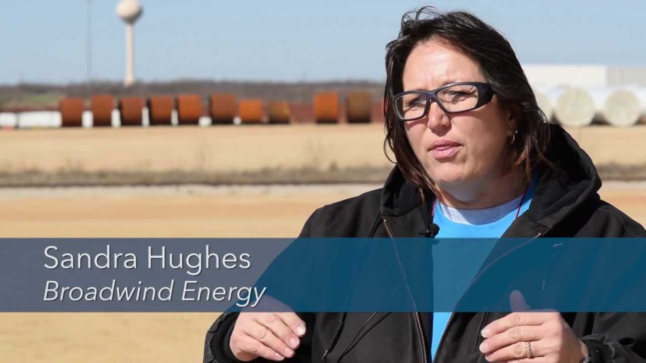 Wind energy bringing wellpaying jobs to Texas YouTube