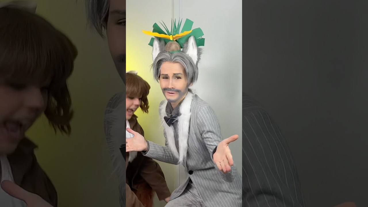 Come dance with King Julian and Morty 🕺✨ #madagascar #cosplay