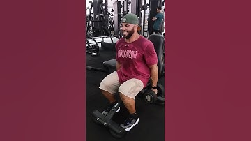 elevação frontal com halter pegada neutra sentado #fitness #gym #bodybuilding #ombros #halter