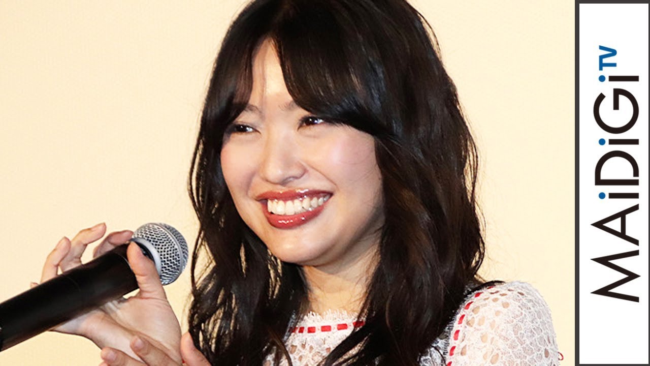 Kitahara Rie, full of transparency unique all-lace dress