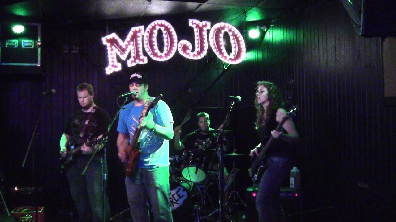 The Source (Live at MOJO) adlı videoyu YouTube'da izle The Source (Live at MOJO) adlı videoyu YouTube'da izle