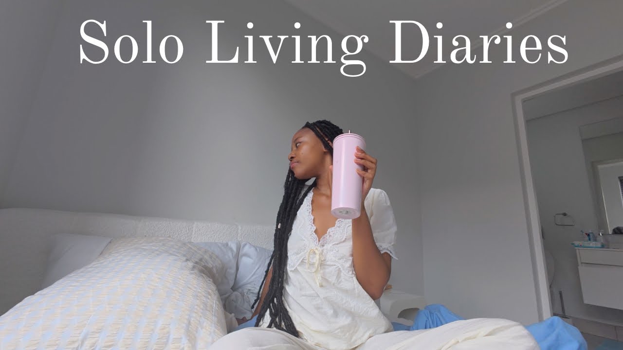 solo living diaries | going couch shopping + learning a new language + eating street food + errands