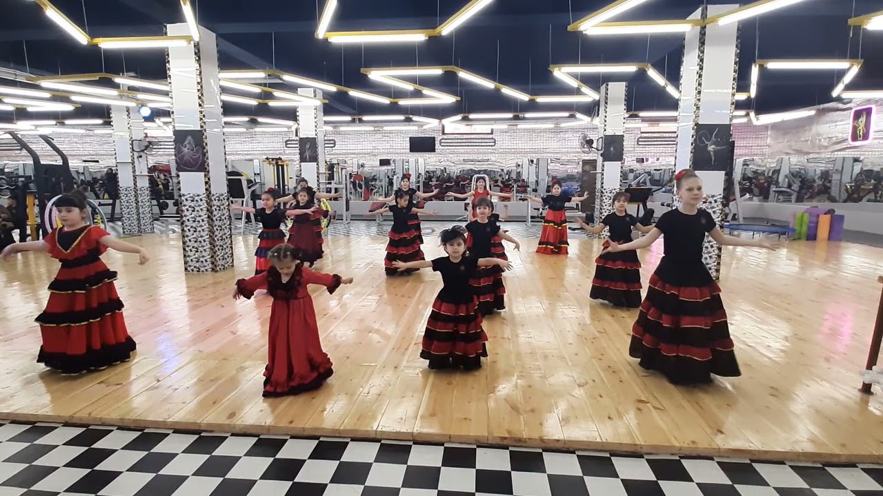 Испанский танец - YouTube