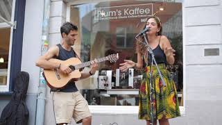 Cocopilots - Blue Live