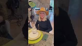 Suzanne Somers live video