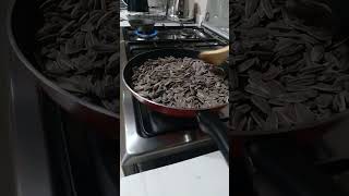 frying sunflower seeds