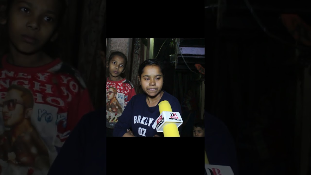 केजरीवाल के लिए भिड़ गई लड़की 