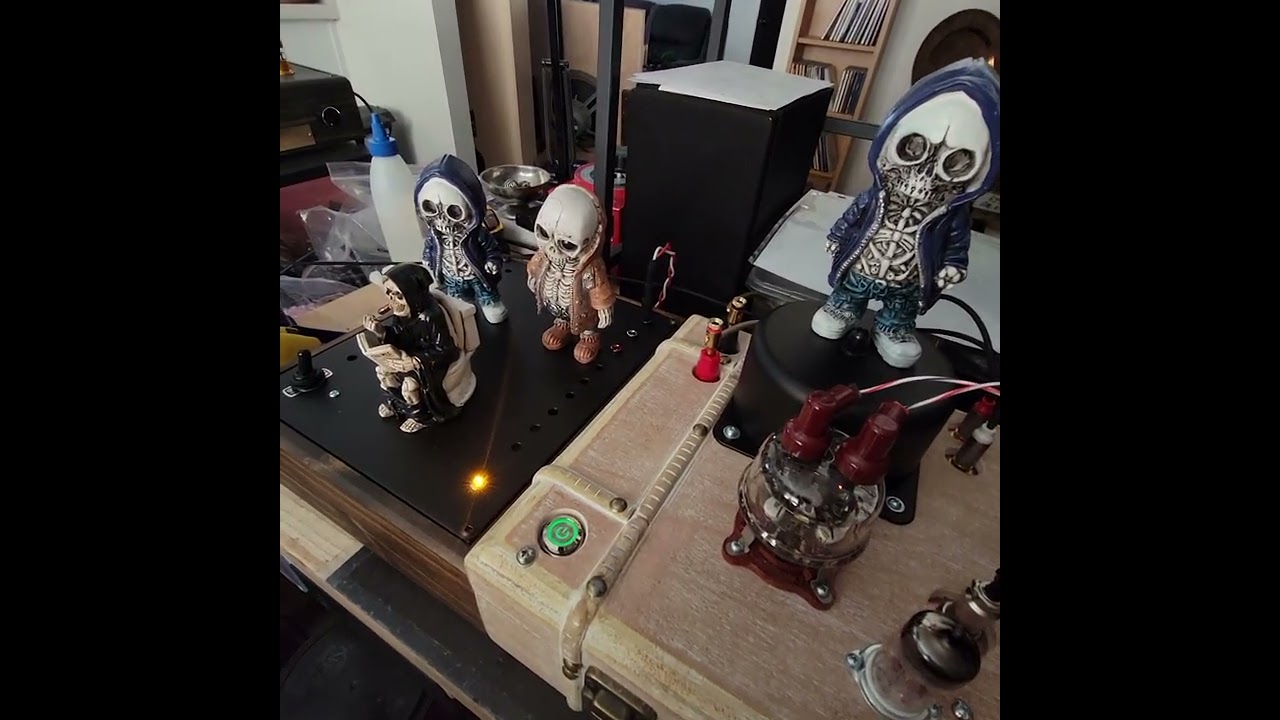 832A/GU32 Push-Pull Decorative Stereo Amp.