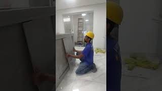 #ilha de cozinha feito com tijolo bahiano completo com portas de porcelanato