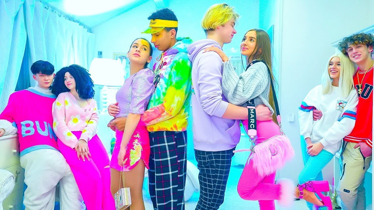 Ένα Νέο Ερωτευμένο Ζευγάρι Σε Εξοχικό! Η καλύτερη μέρα της Ντιάνα και του Bunny!