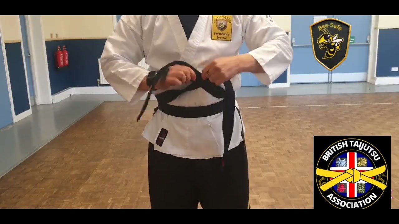 how to tie your belt - YouTube