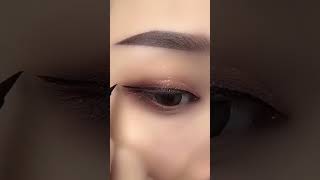 Super Slim Precise Black Liner for prefect wings, #makeup #wingedeyeliner #beautyshorts #eyemakeup