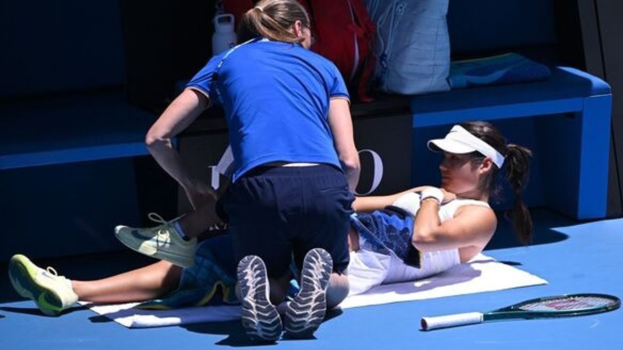 Australian Open LIVE: Roger Federer causes mayhem as Emma Raducanu left frustrated