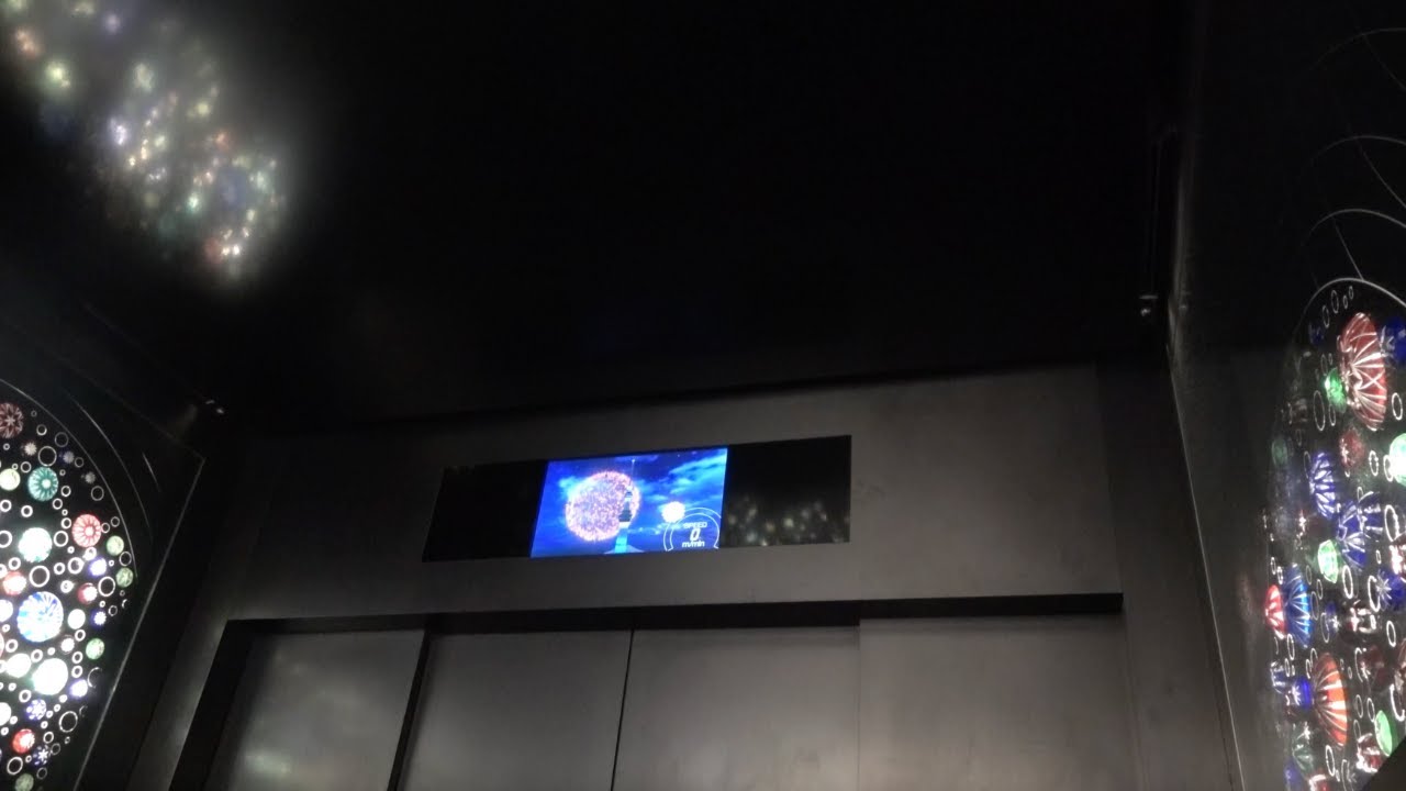 東京スカイツリーのエレベーター