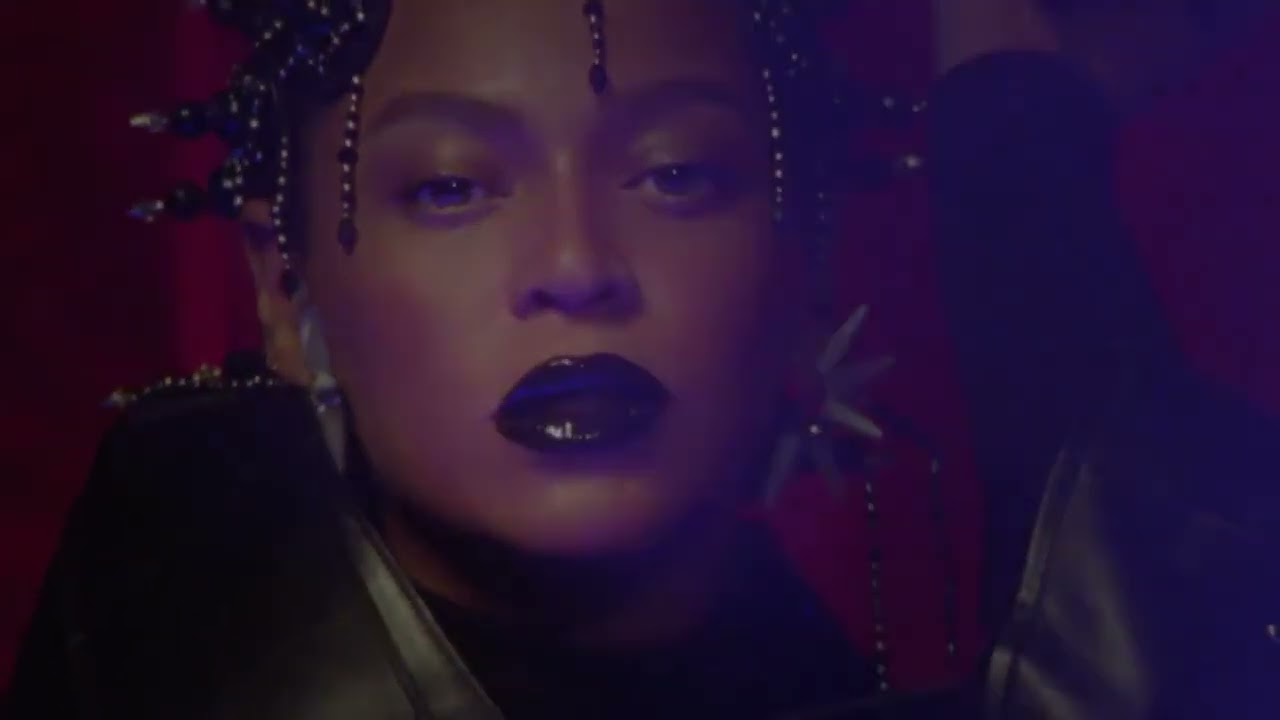 Beyoncé - BREAK MY SOUL ( Official Music Video)