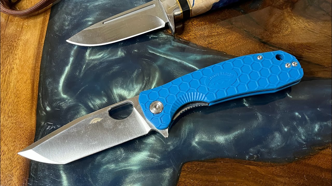 Honey Badger Large Blue Tanto